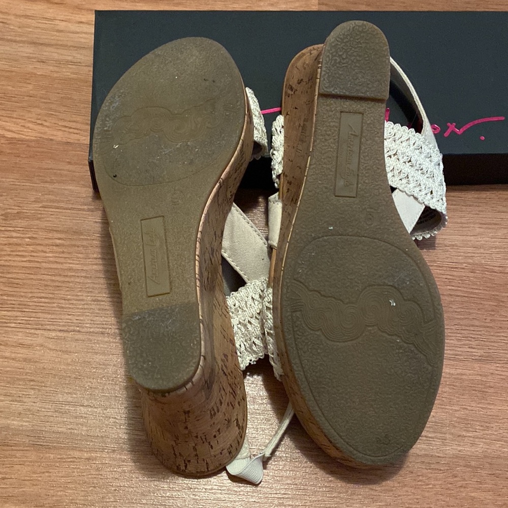 off-white Wedge - Picture 5 of 7